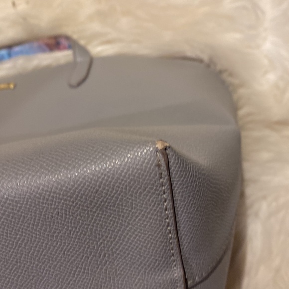 Betsey Johnson Grey Floral Blue Purple Purse Tote Bag with Wristlet - Picture 5 of 9